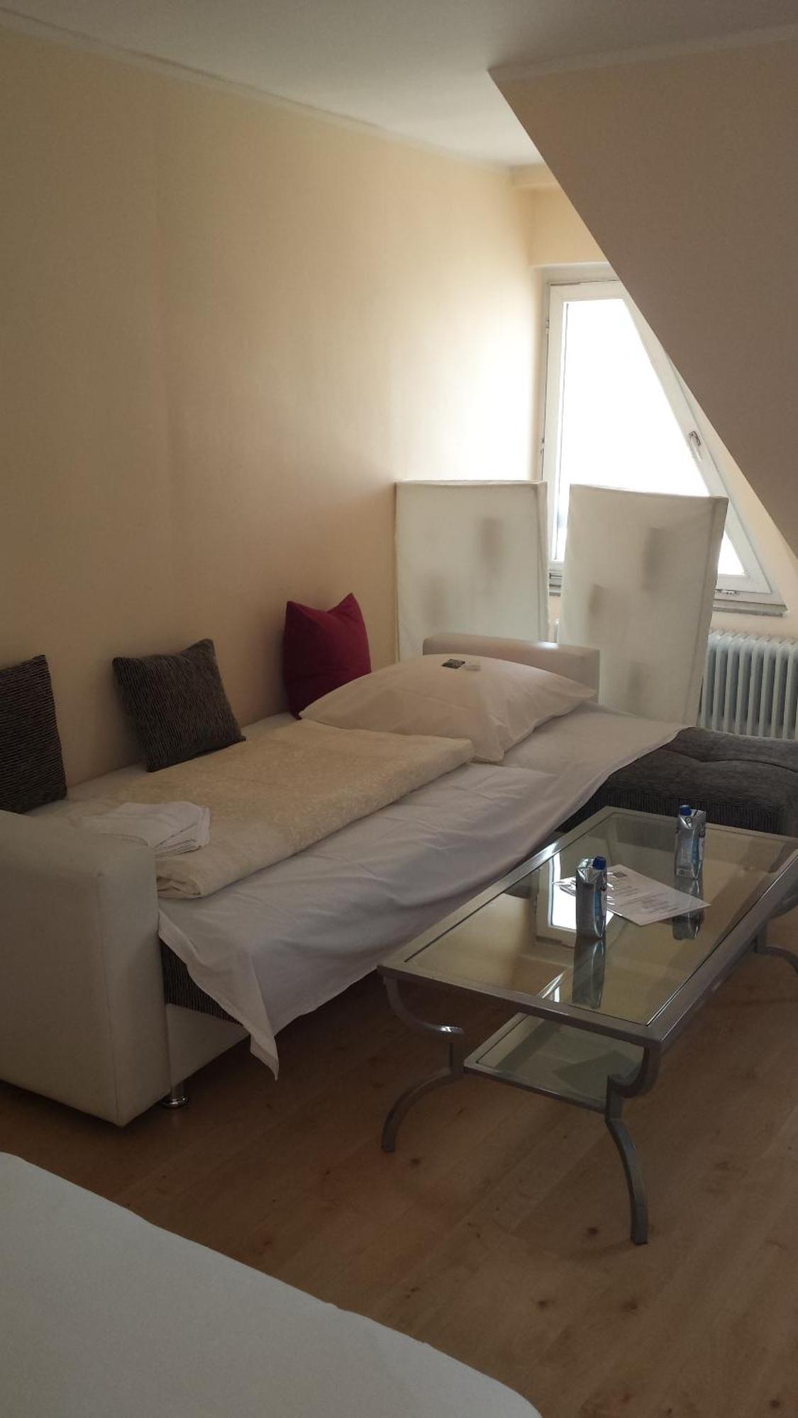 Barcelona Bed & Breakfast Ντίσελντορφ Δωμάτιο φωτογραφία