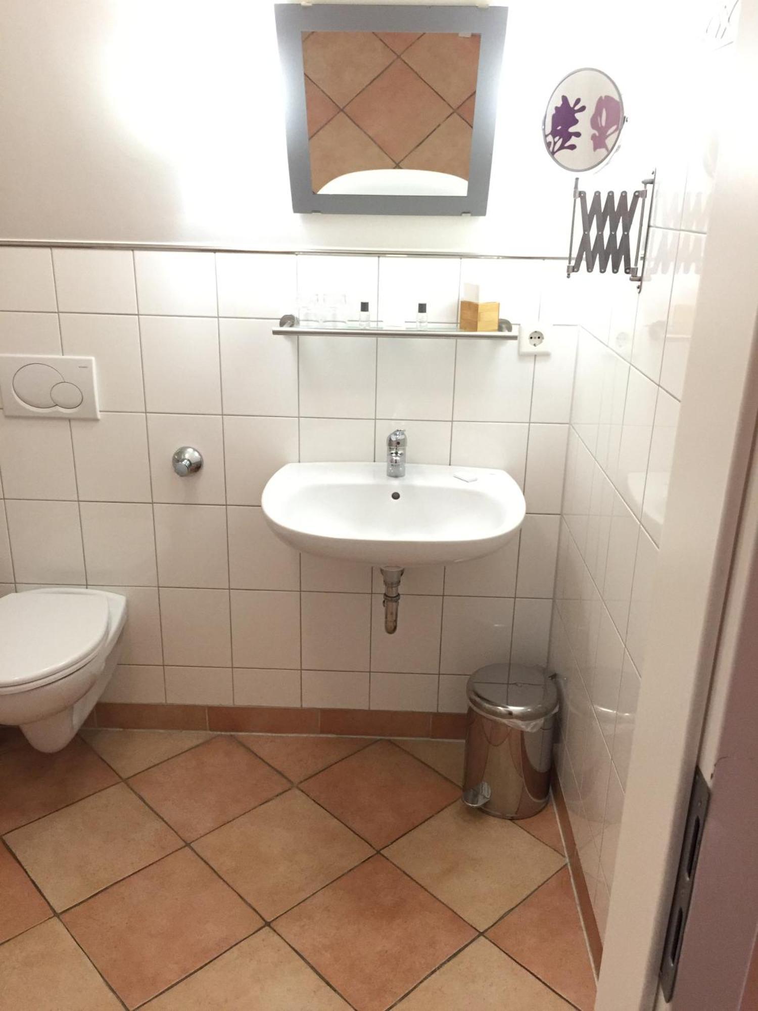 Barcelona Bed & Breakfast Ντίσελντορφ Δωμάτιο φωτογραφία